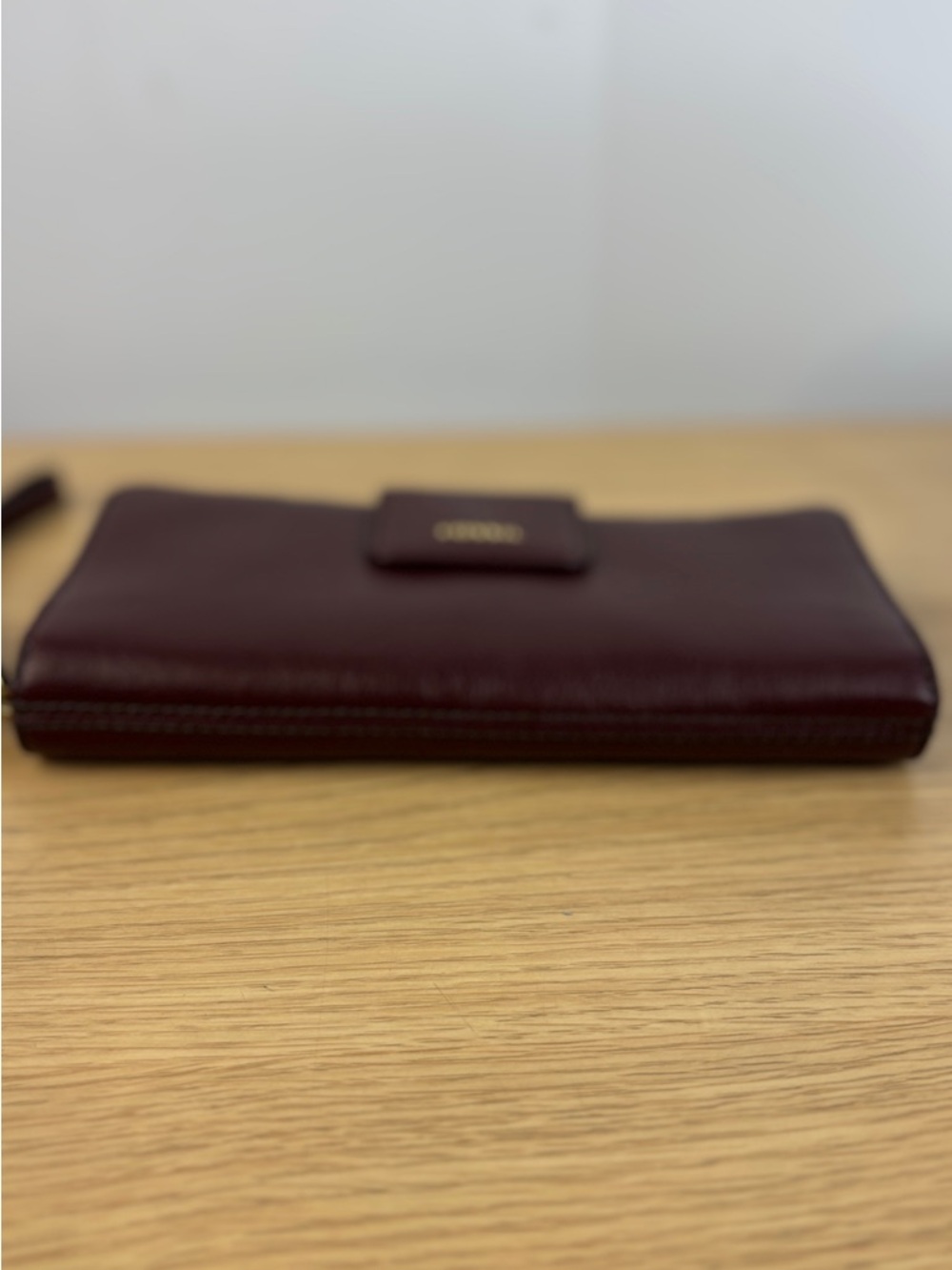 Fossil Madison Tab Clutch Zip Around Wallet in Burgundy Leather - Picture 9 of 12